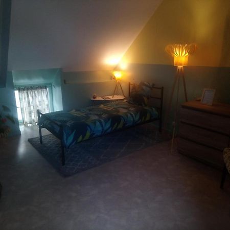Bienvenue Guest House Saint-Pierre-de-Plesguen Екстериор снимка
