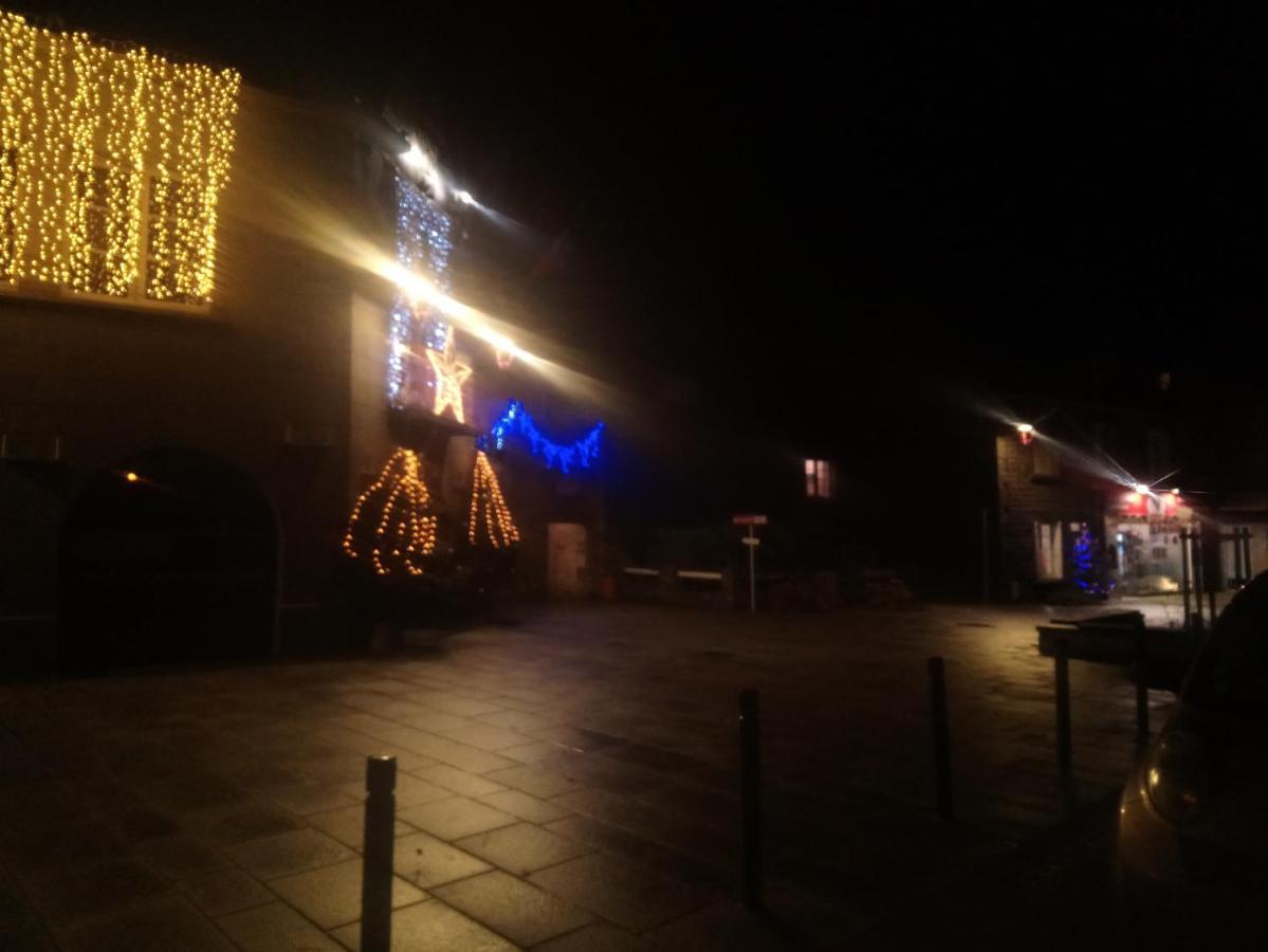 Bienvenue Guest House Saint-Pierre-de-Plesguen Екстериор снимка